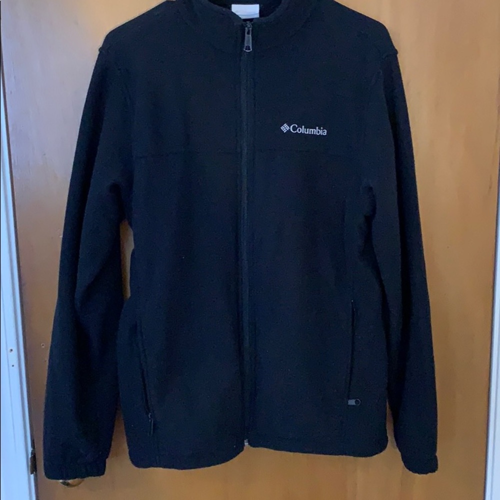 Black Columbia full length zip fleece
